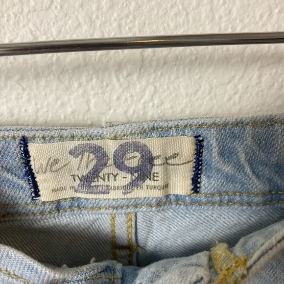 We The Free Florence High waisted Flair Light Wash Jeans 70’s women's Size 29 - Picture 4 of 13